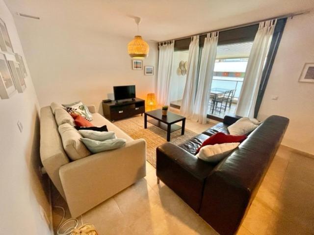 Gatu Premium Racimo, Terraza, Piscina, Aire Ac, Wifi Y Parking " Preferente Mayores De 25 Anos Y Familias " El Puerto de Santa María Buitenkant foto